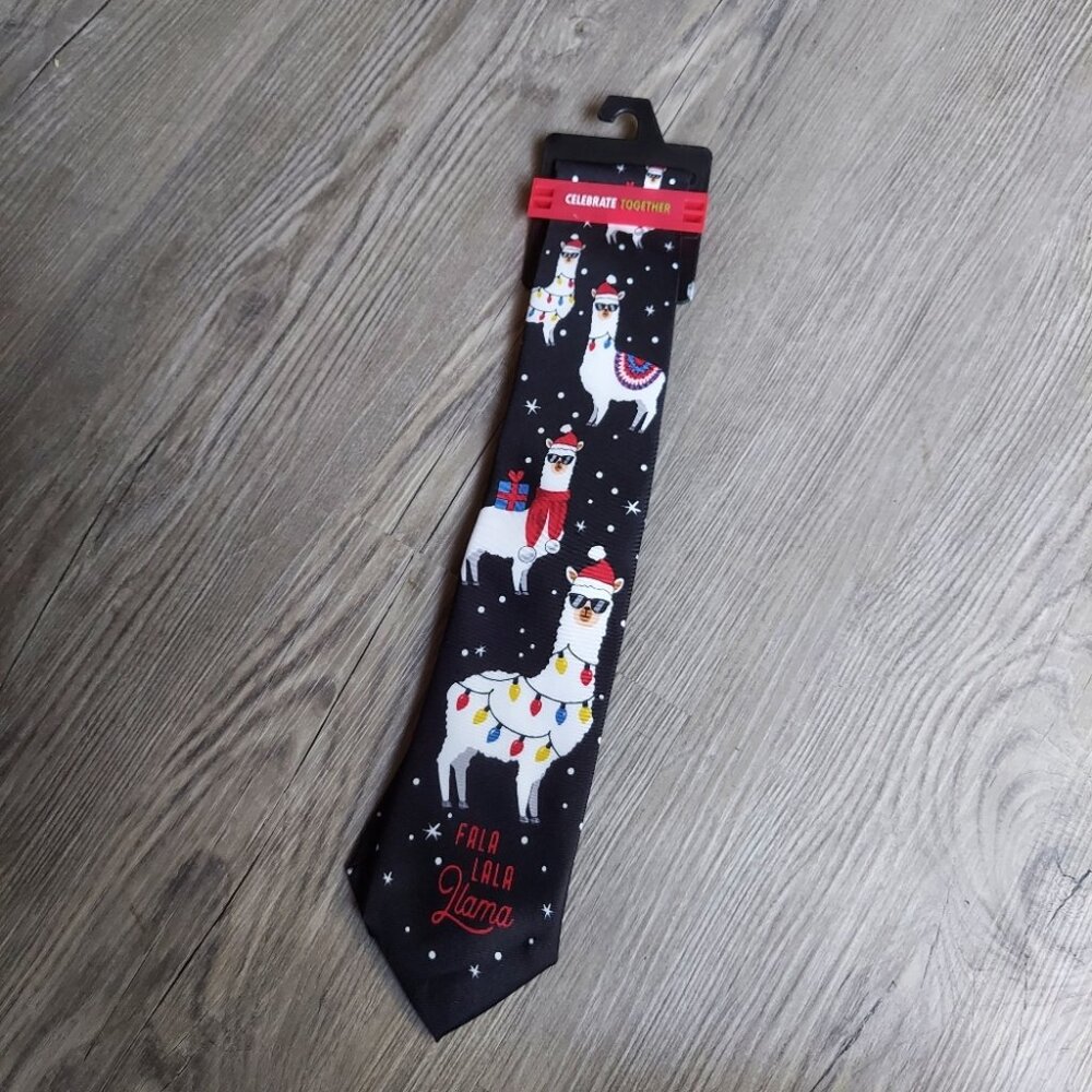 Celebrate Together Llama Christmas Novelty Tie